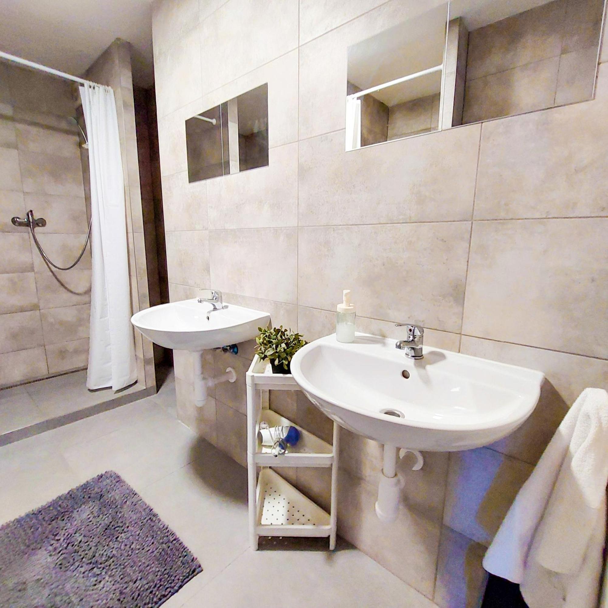 Room For Three Number1 Prague 7 Privat bolig *